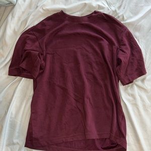 Uniqlo maroon shirt